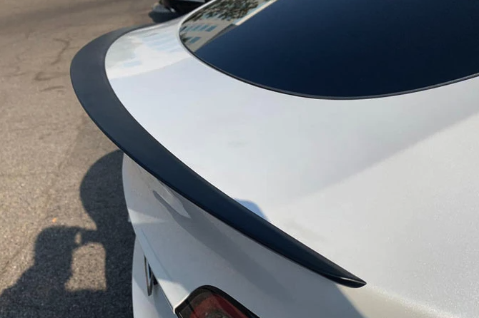 Tesmanian Model Y rear trunk spoiler