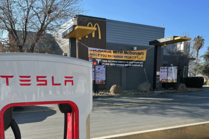 McDonalds Tesla Supercharger Firebaugh