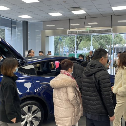 Model Y China store