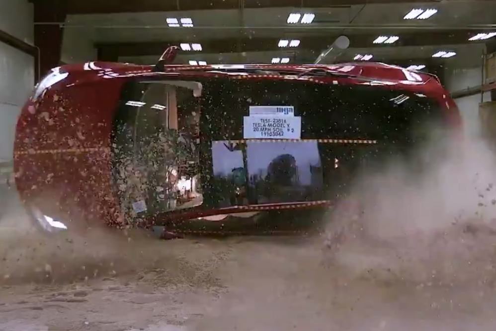 Tesla Model Y rollover side