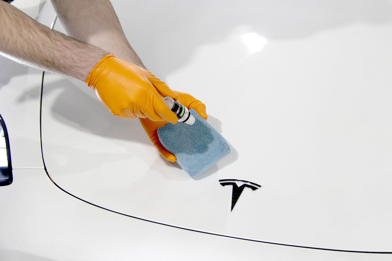 model-3-ceramic-coating-canada-tesloid-10