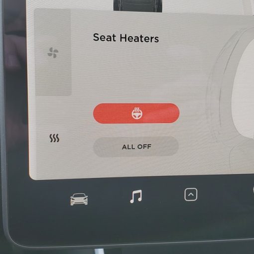 LR Tesla model Y heated wheel