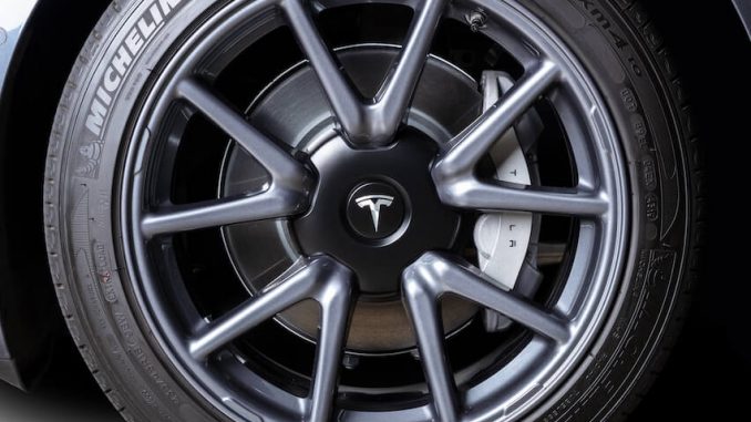 Tesla Model 3 Aero Wheel Cap Grey & White