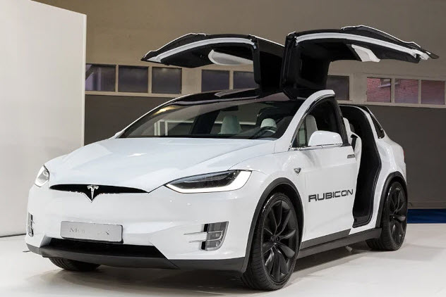 First Tesla Model X to arrive in Elon Musk's home country of South ...