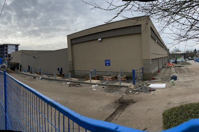 North Vancouver Tesla Supercharger