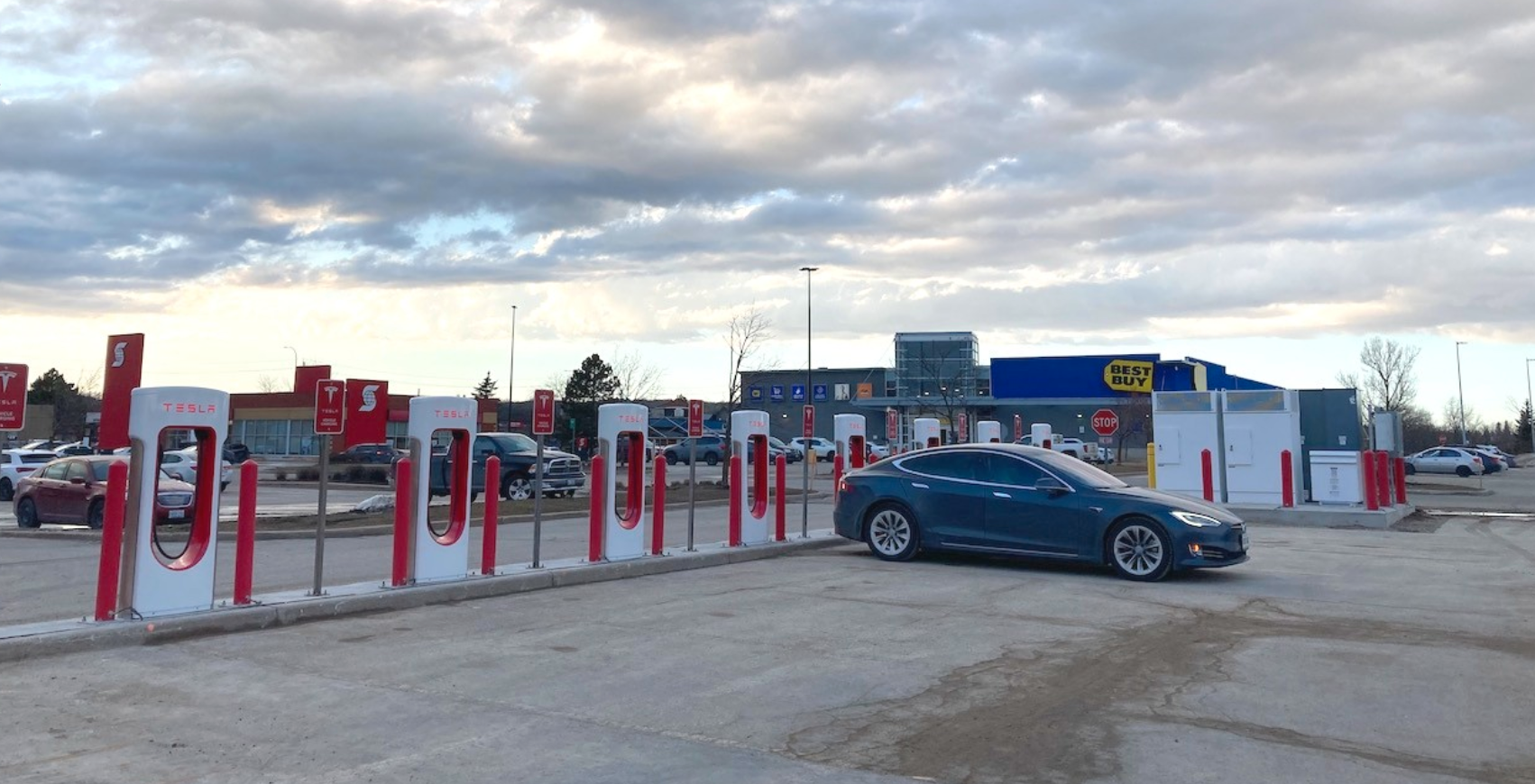 Orangeville Tesla Supercharger now open [Ontario] Drive Tesla
