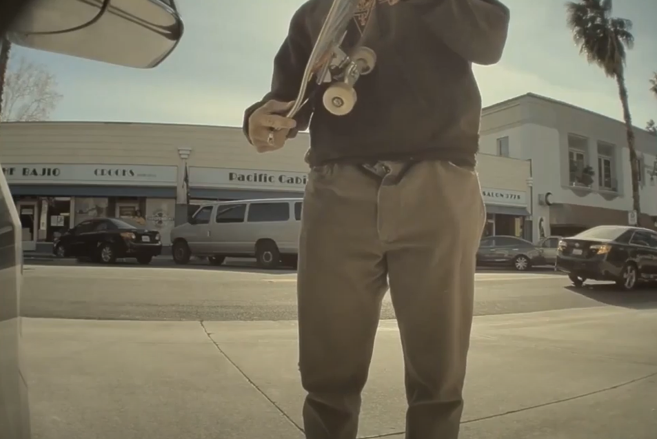 Tesla skateboard scammer