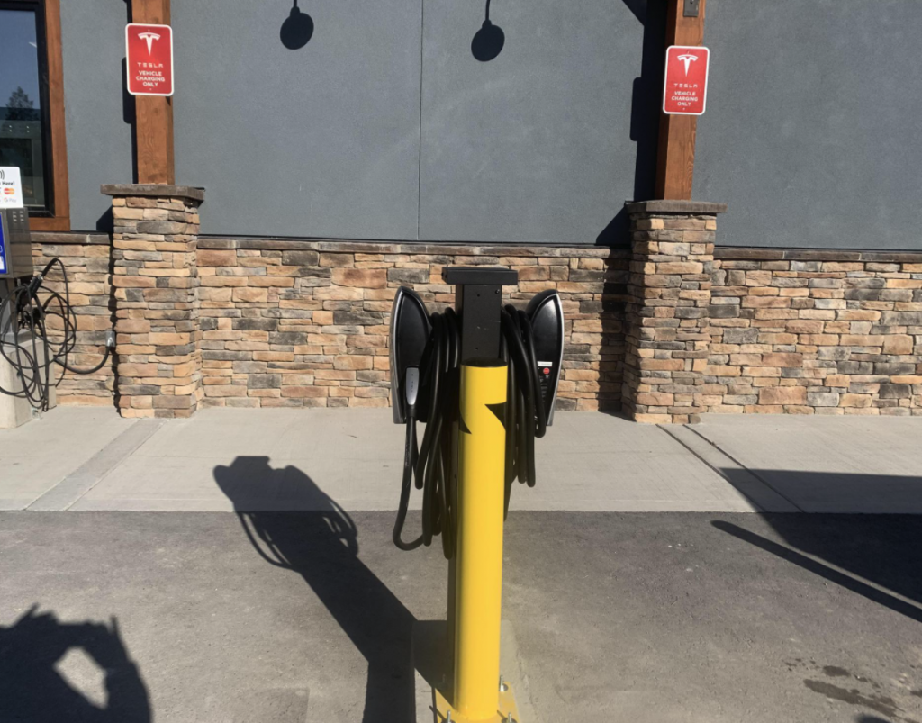 Invermere Tesla Supercharger planned for the Crossroads Esso gas