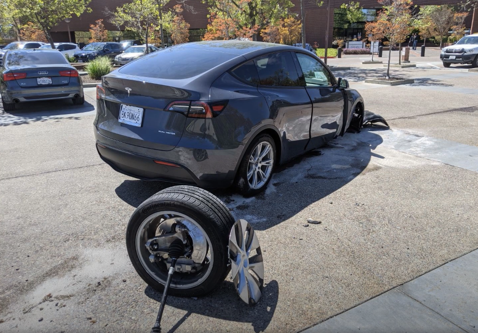 Model Y lost wheel