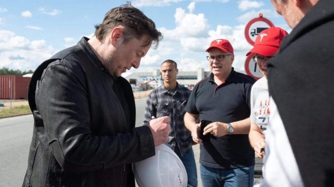 Elon Berlin Elon Berlin