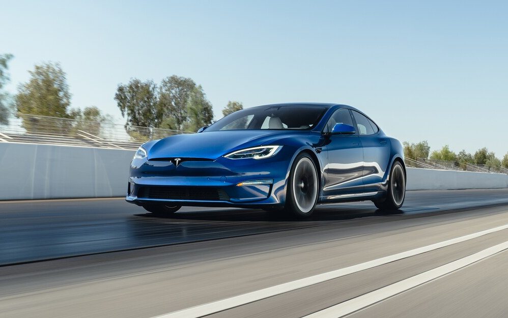 2021-Tesla-Model-S-Plaid-4