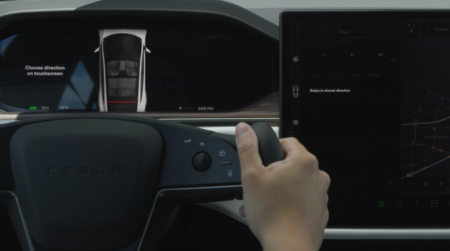Howto video explains Tesla Auto Shift, yoke steering wheel controls