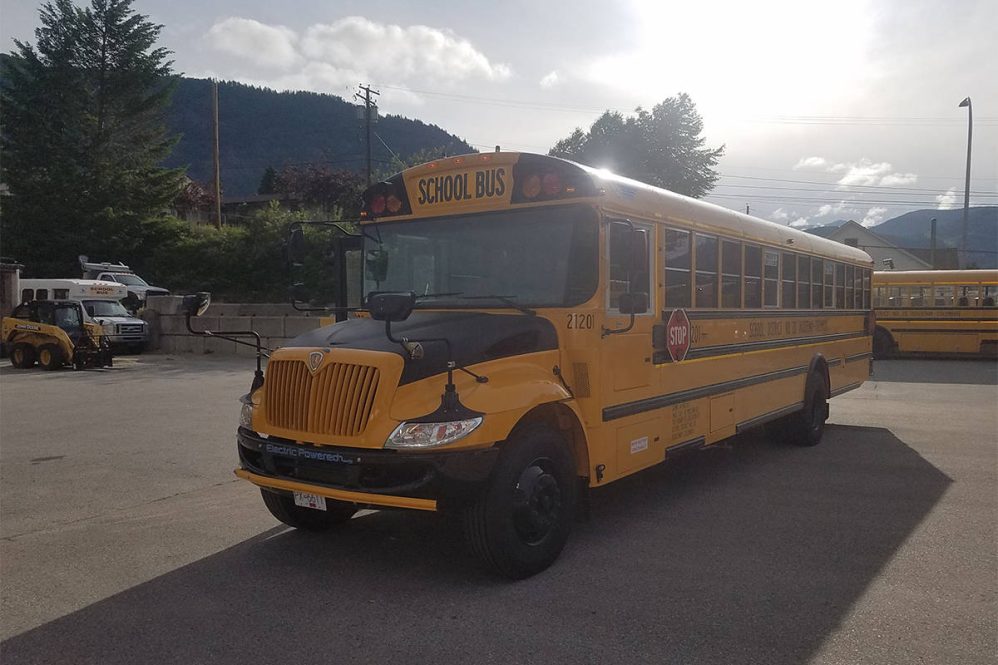 SD20 electric school bus