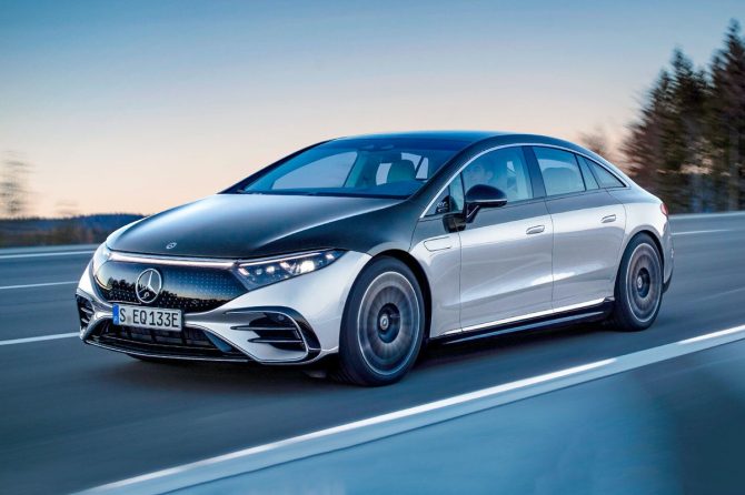 mercedes EQS