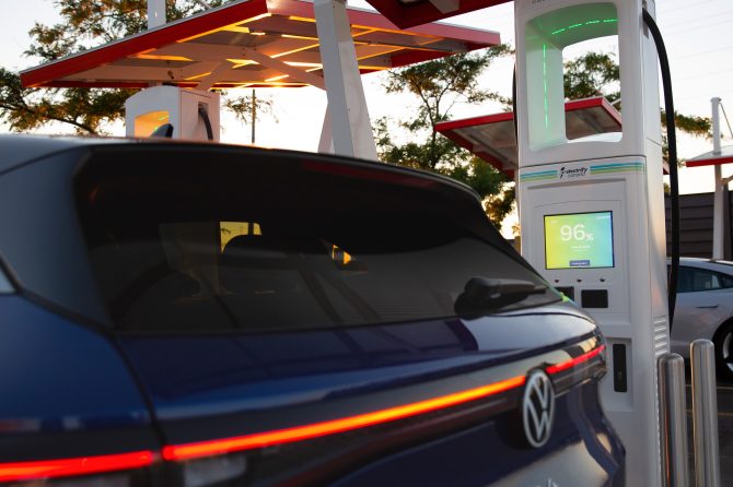 ID.4 Electrify Canada