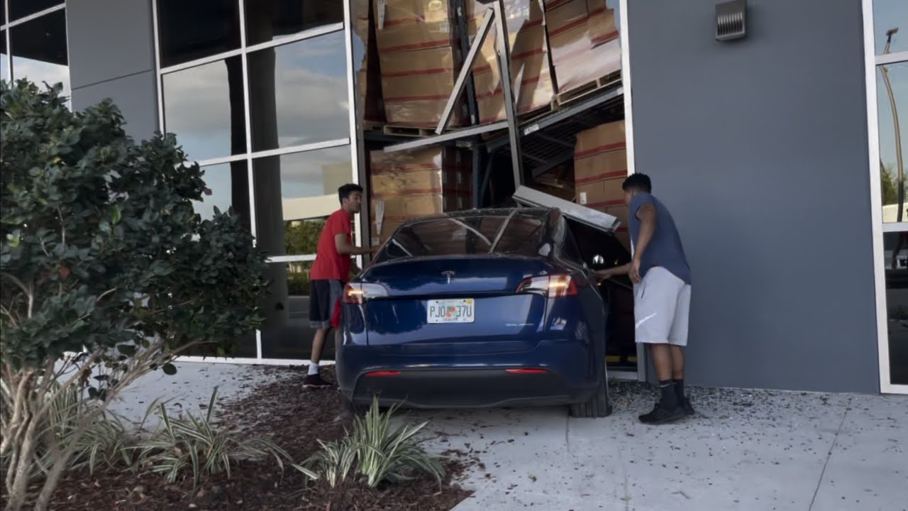 Watch A Tesla Model Y Driver Lose Control And Crash Into A Building ...