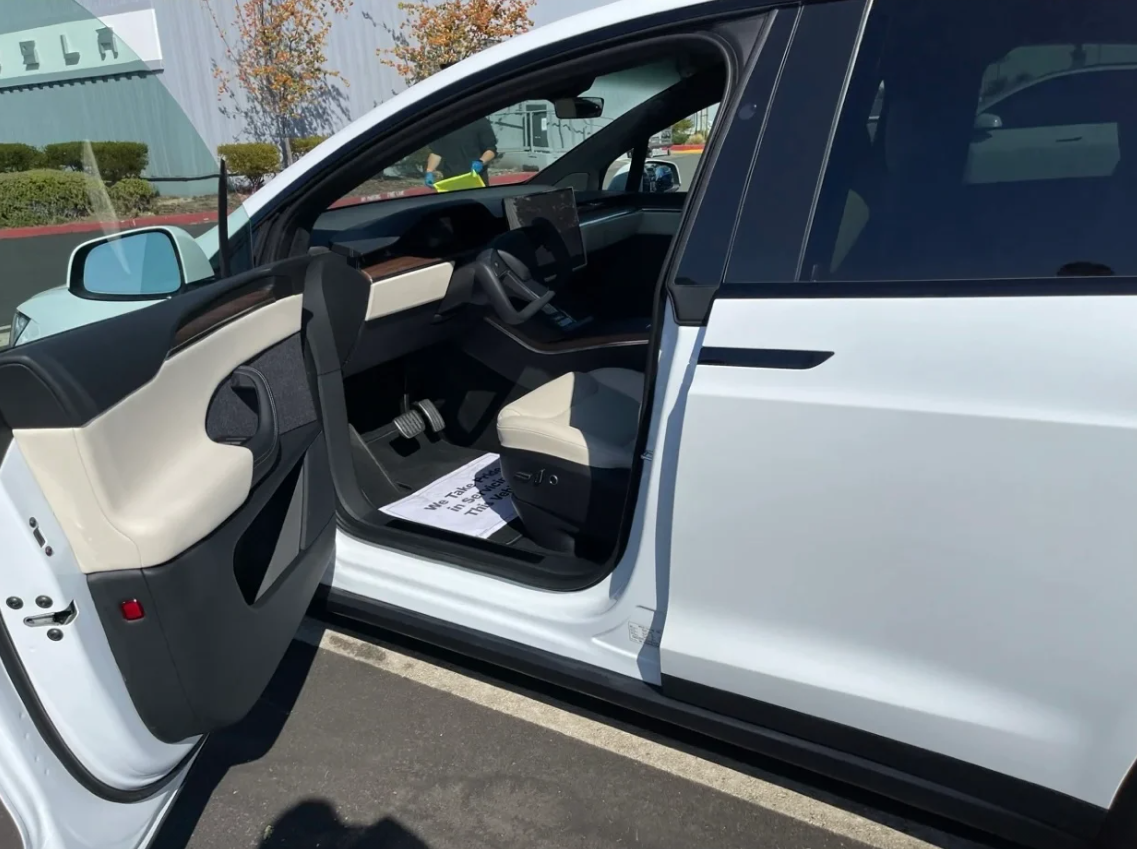Model X yoke