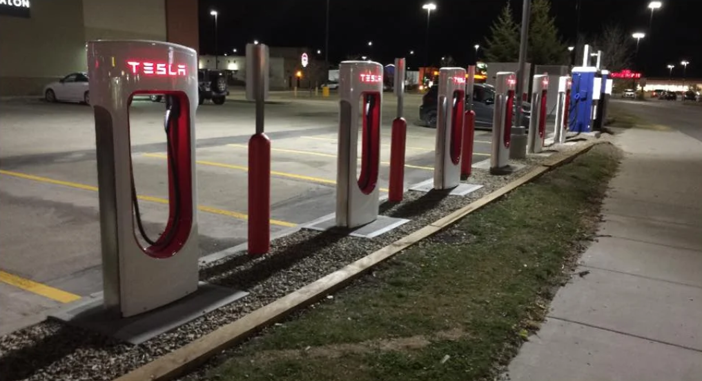 Saskatoon Tesla Supercharger now open [Saskatchewan] - Drive Tesla