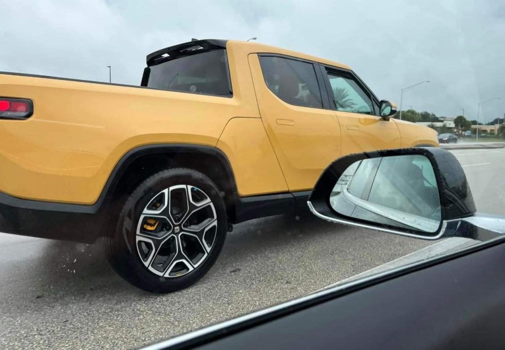 Rivian R1T Vancouver