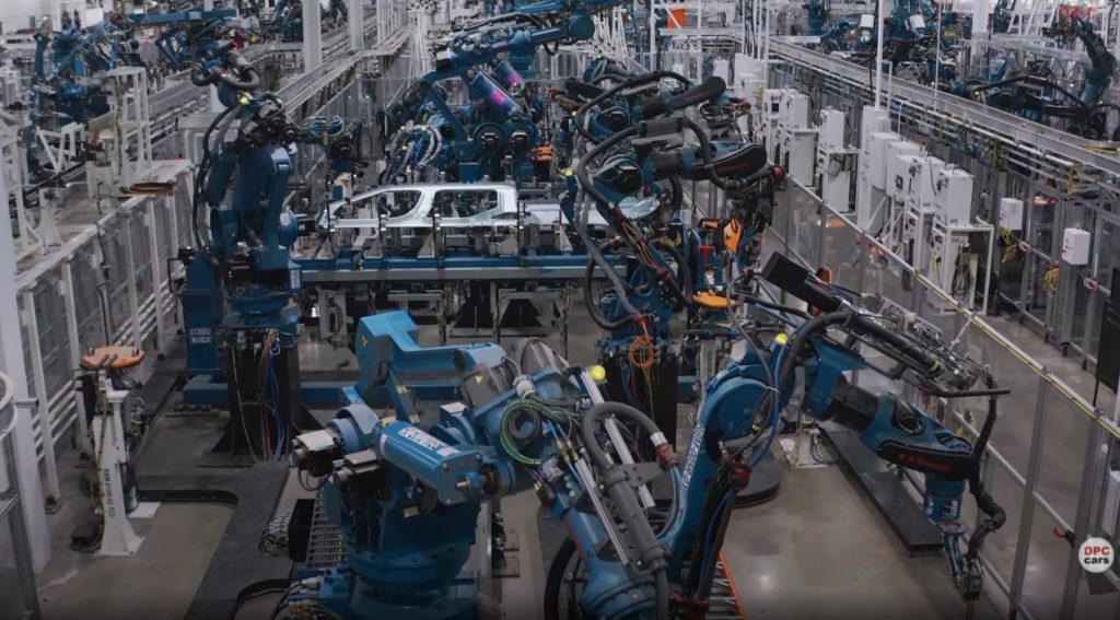 rivian r1t production