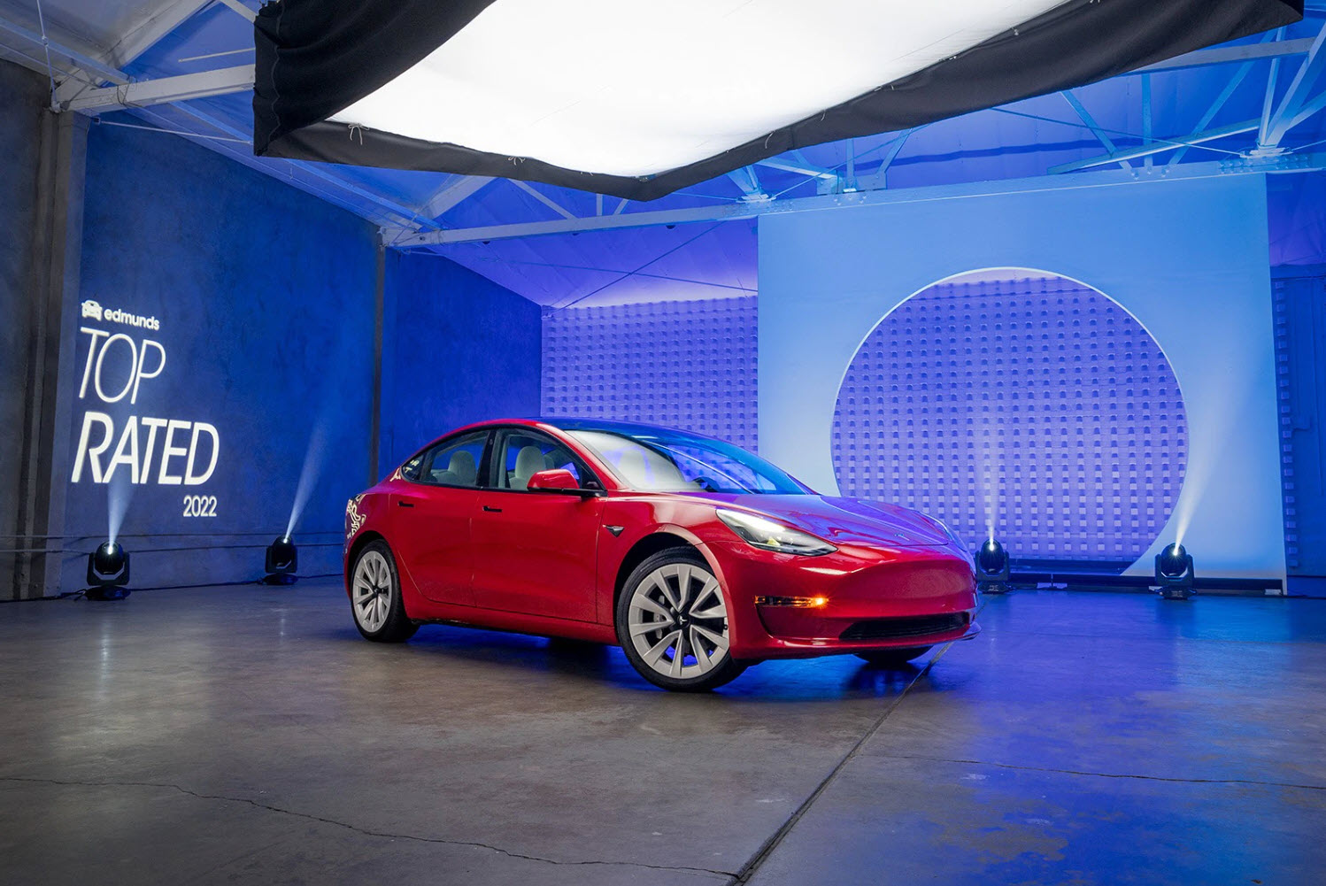 Tesla Model 3 wins Edmunds’ EV of 2022 Drive Tesla