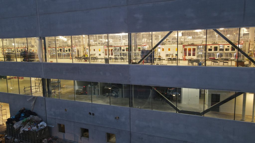 giga texas 4680 equipment