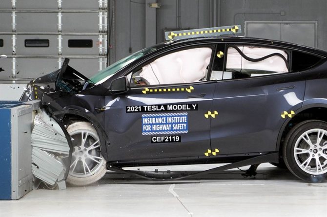 iihs model y