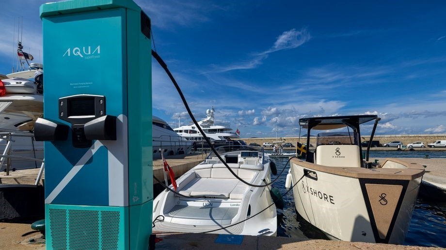 bci marine to install aqua superpower fast charging points throughout canada