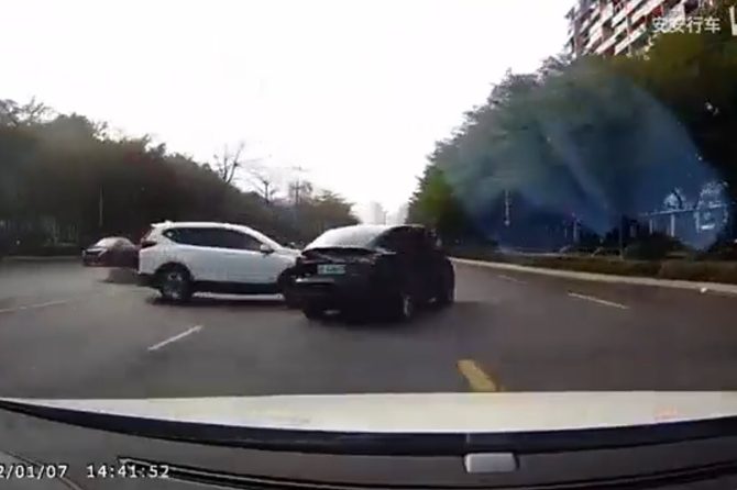 model y accident
