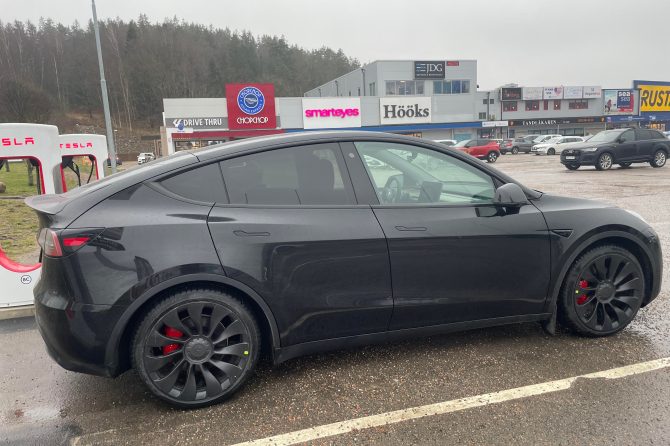 model y sweden supercharger