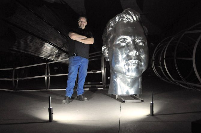 musk sculpture