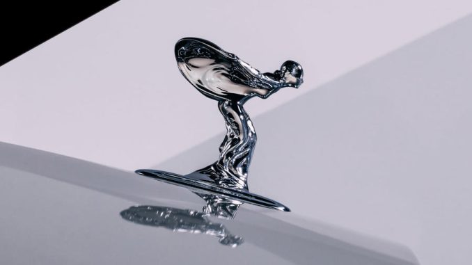 98-rolls-royce-spirit-of-ecstasy-2022-side 98-rolls-royce-spirit-of-ecstasy-2022-side