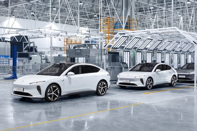 NIO-ET5-Assembly-Lines