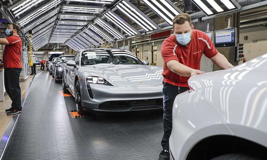 Porsche halts Taycan production in Stuttgart, Germany (Credit: Porsche)
