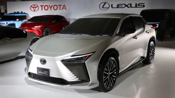 Lexus RZ 450e 3