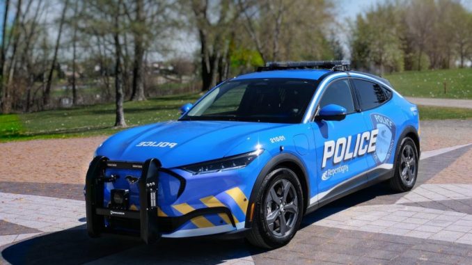 Ford Mustang Mach-E police car makes debut in Quebec - Drive Tesla