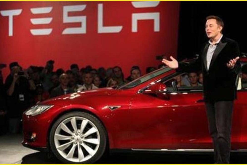 912218-musk-tesla