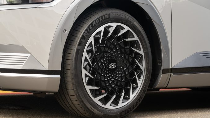 Hyudai IONIQ tire. Courtesy of Auto Evolution