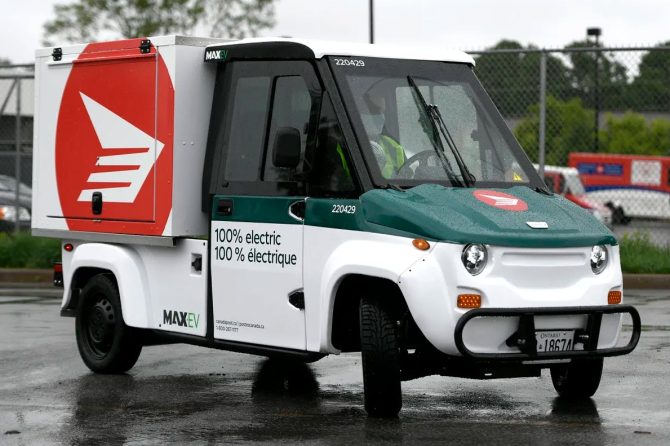 canada post electric van