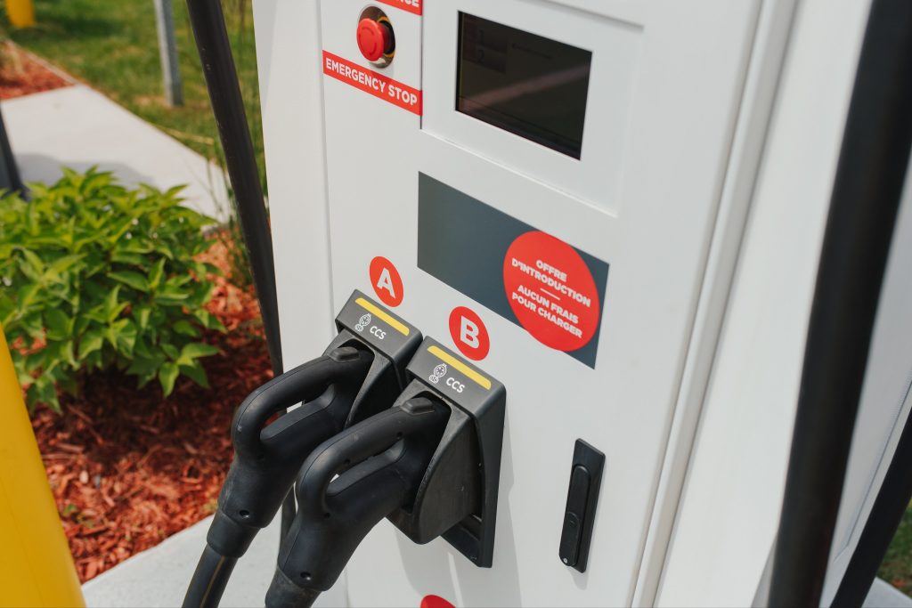 CoucheTard opens its first EV chargers in Canada Drive Tesla