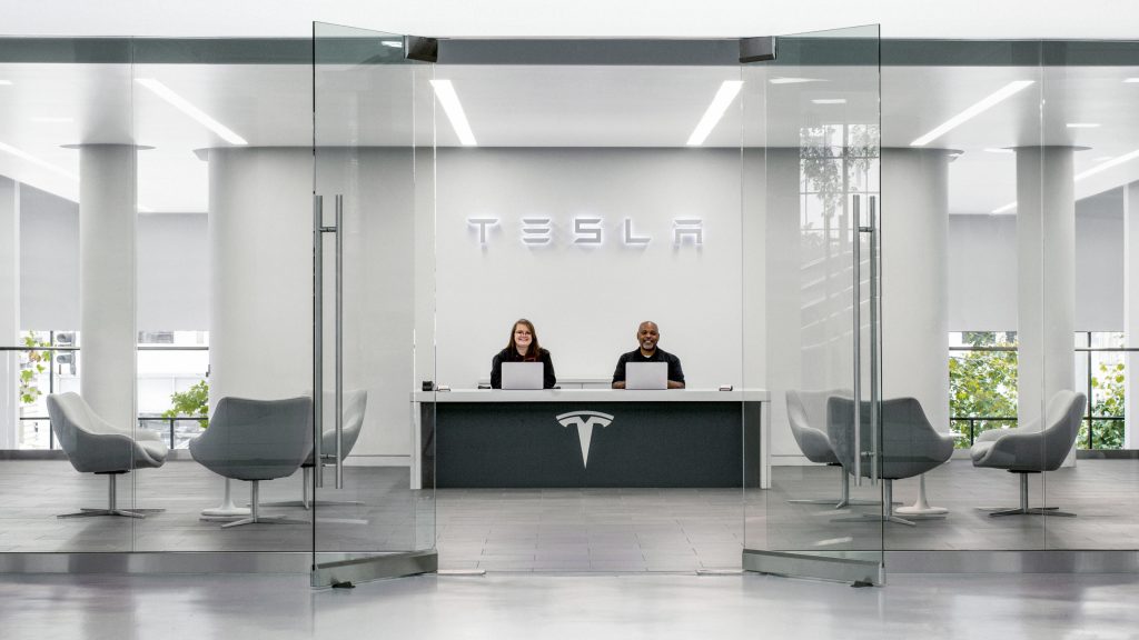 tesla careers desk
