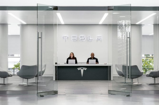 tesla careers desk