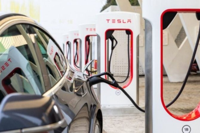 Tesla Supercharger in China, courtesy of Tesla