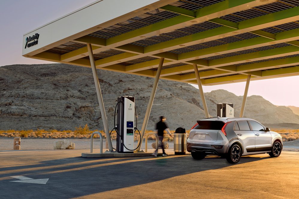 938-KiaAmericaoffers500kilowatt-hoursofcomplimentaryfastchargingtoNiroEVbuyersthroughElectrifyAmericanetwork