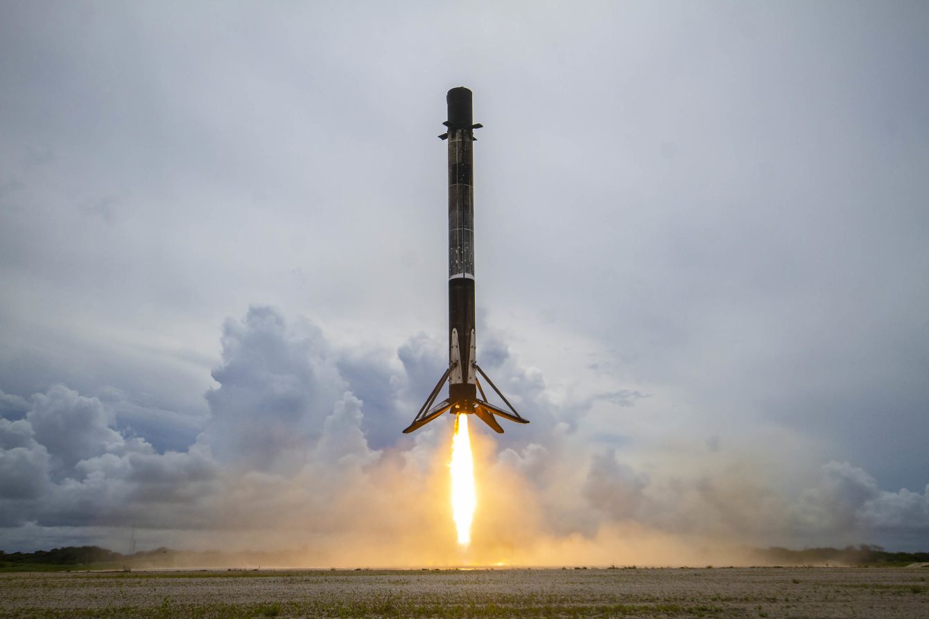 SpaceX completes 52 Falcon 9 launches in 52 weeks - Drive Tesla