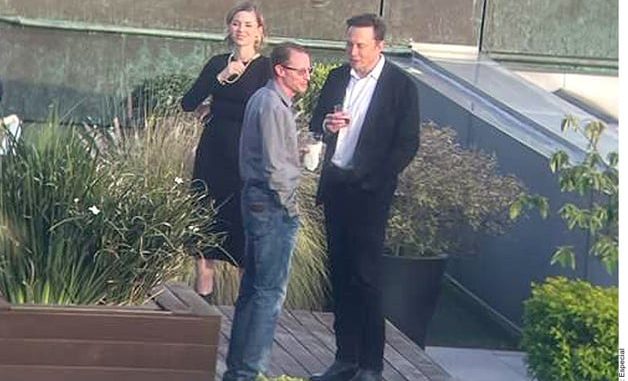Elon-Musk-visits-Monterrey-Nuevo-Leon-Mexico-chats-with-officials