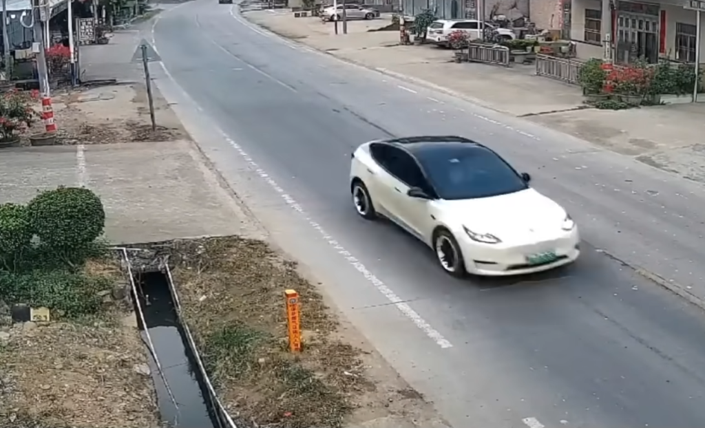 model y crash china
