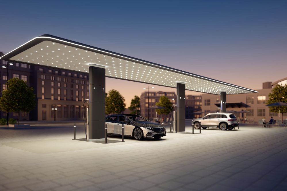 Mercedes-Benz startet in Nordamerika mit dem Aufbau eines eigenen globalen High Power Charging NetzwerksMercedes-Benz to launch global branded high-power charging network, starting in North America