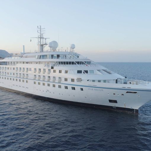 CRUISE_Star_Breeze_1