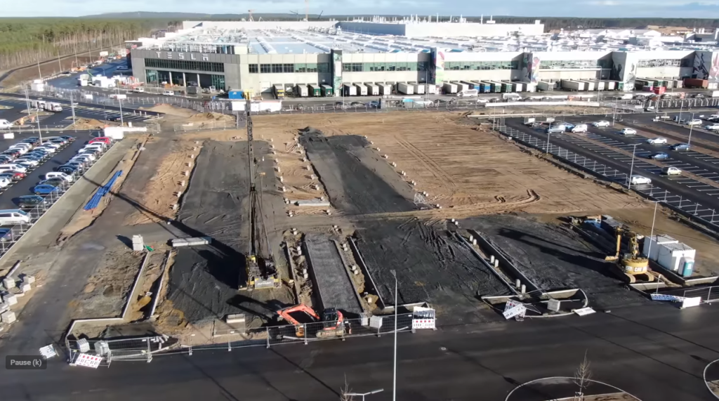 giga berlin solar parking